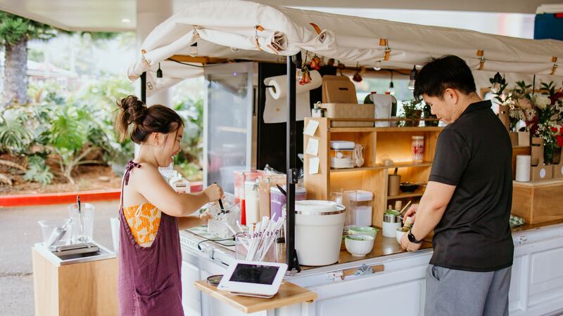 Pua Blooms brings love for matcha and flowers to Hawaii in a vintage VW truck.
