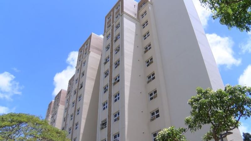 Governor David Ige announced an exemption for students traveling from the neighbor islands to...