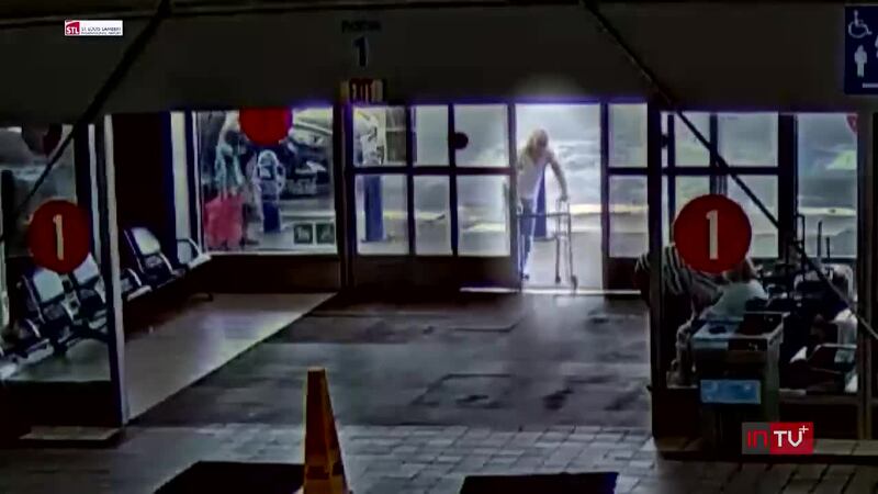 Danger in the Doorway: automatic doors injured over 1,300 people in 2022