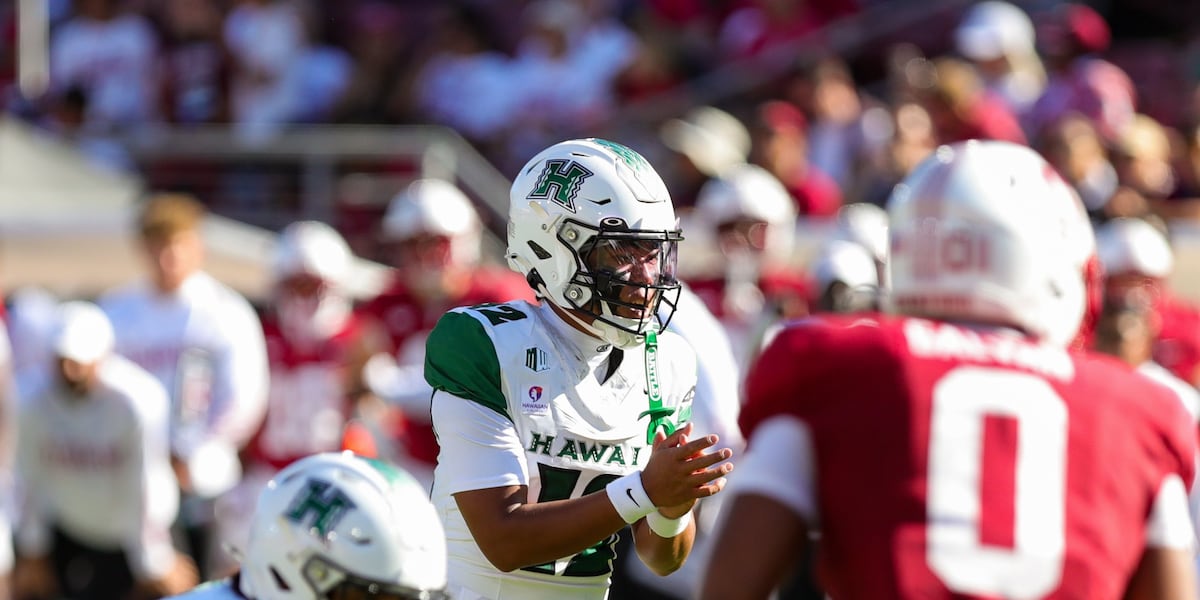 UH football falls to Stanford, 37-27 in season opener