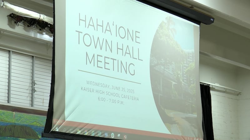 Residents voiced development concerns at a Hahaione town hall meeting Wednesday night.
