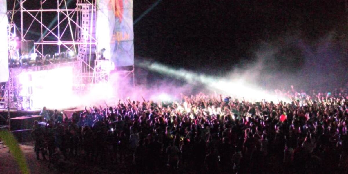 Honolulu Rave Despite not having proper permits, an illegal Oahu rave was held anyway