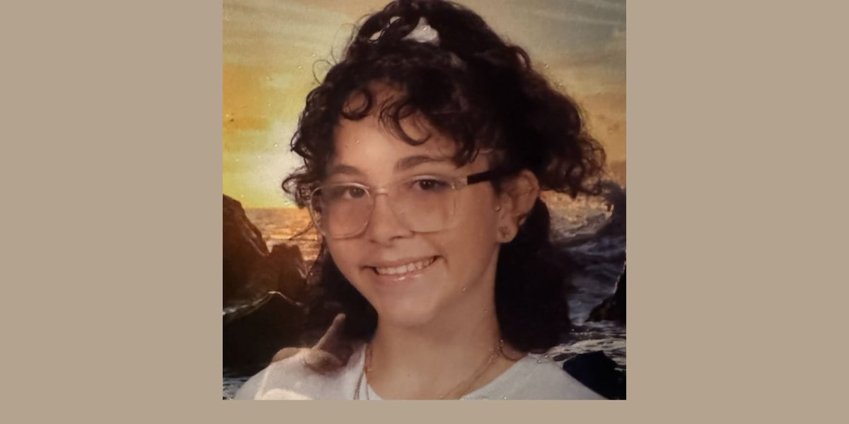 Hawaii Island Police search for endangered 13-year-old runaway Hawaii Island Police search for endangered 13-year-old runaway