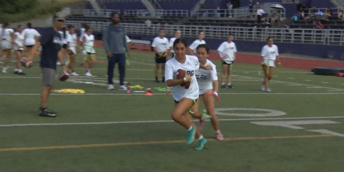 ‘It’s been a long time coming’: Hawaii’s first girls flag football season gets ready to kick off ‘It’s been a long time coming’: Hawaii’s first girls flag football season gets ready to kick off