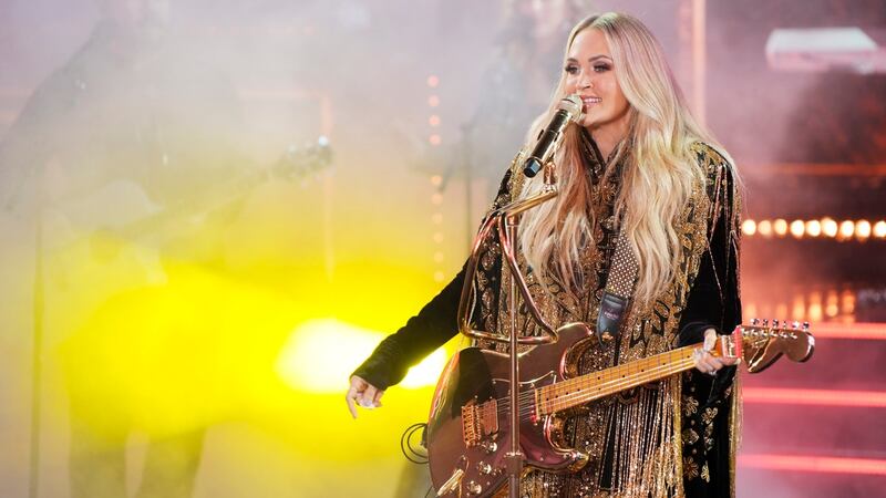 Carrie Underwood performs during the Times Square New Year's Eve celebration on Tuesday, Dec....