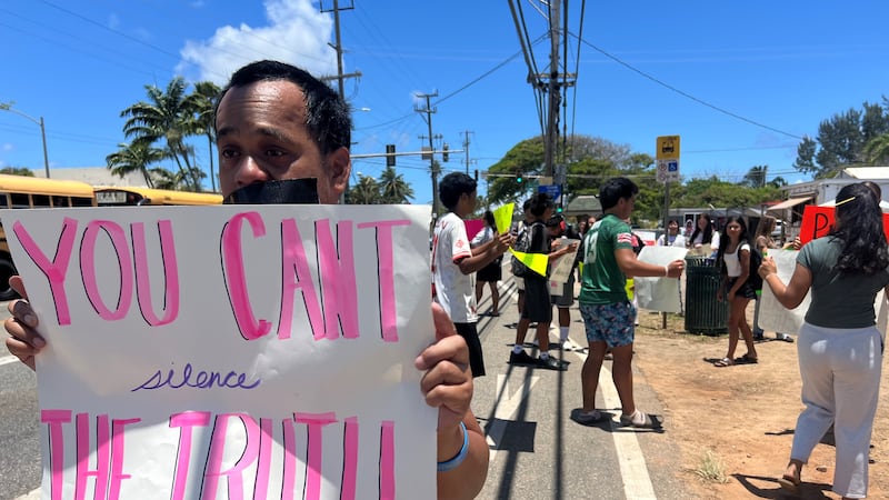 Parents at Kahuku High and Intermediate are demanding the principal be fired.