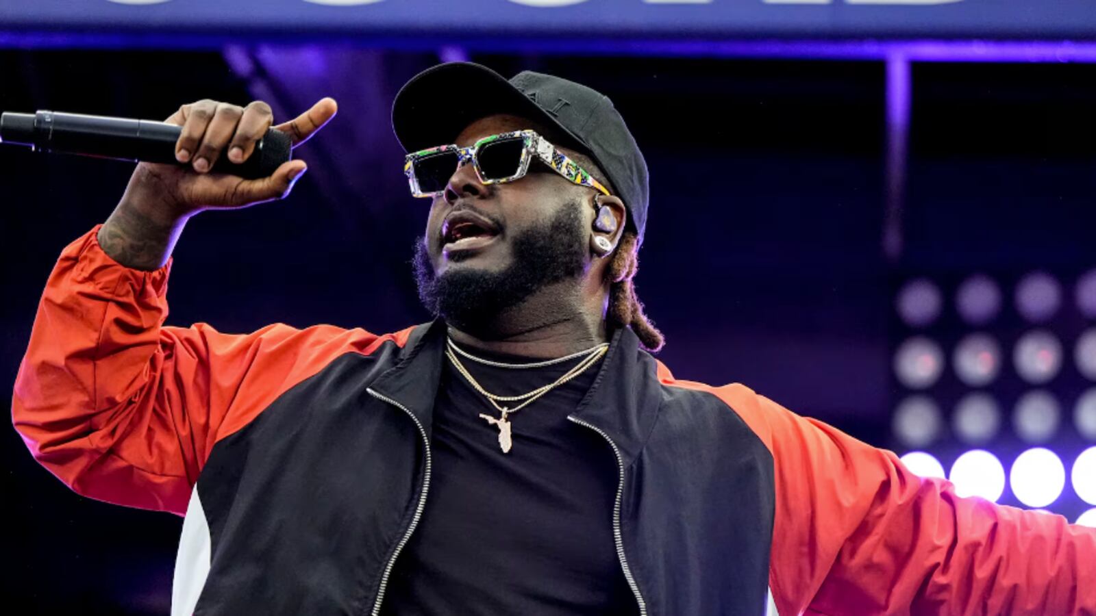 Rapper T-Pain to hold parking lot concert at Aloha Stadium this summer