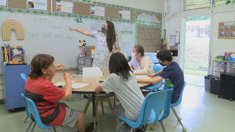 Lauren Collier teachers her class at Kaneohe Elementary.