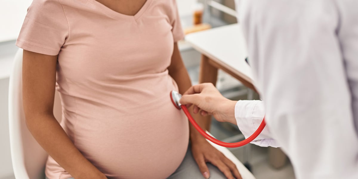 US fertility rate drops to another record low