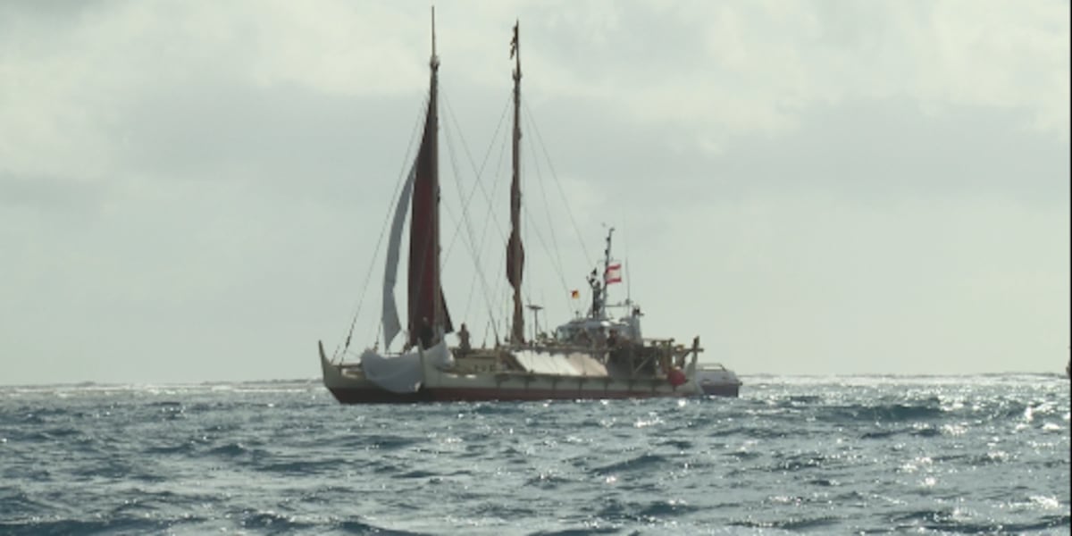 Hokulea, Hikianalia crew members receive warm welcome at sacred site
