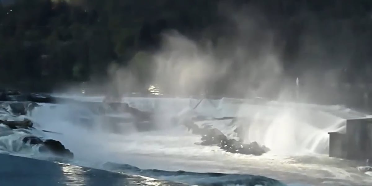 Kayak Disaster Empty kayak found after kayaker ‘in distress’ goes over waterfall
