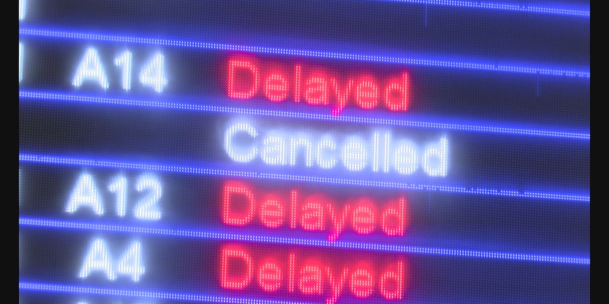 Flights disrupted at Hawaii airports due to severe weather, visibility issues Flights disrupted at Hawaii airports due to severe weather, visibility issues
