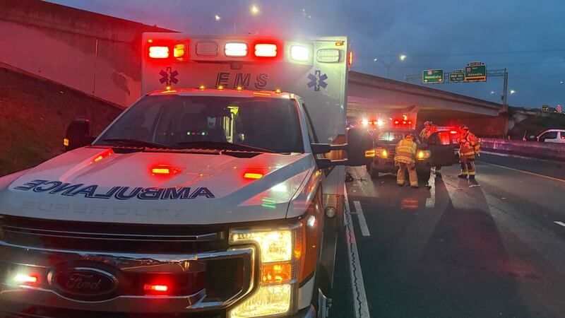 A woman has died after a crash on the H-3 Freeway in the Halawa area.