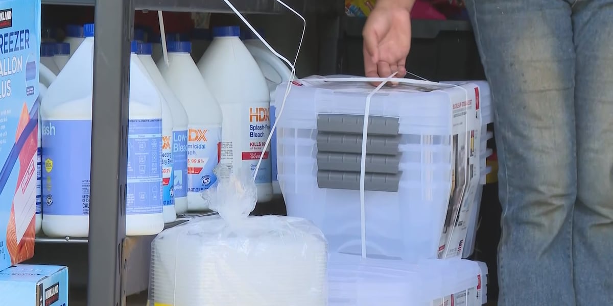 Kau recovery hub continues helping families weeks after Hurricane Lala