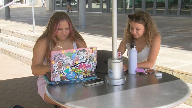 The average total of debt for students graduating from UH is around $22,000.