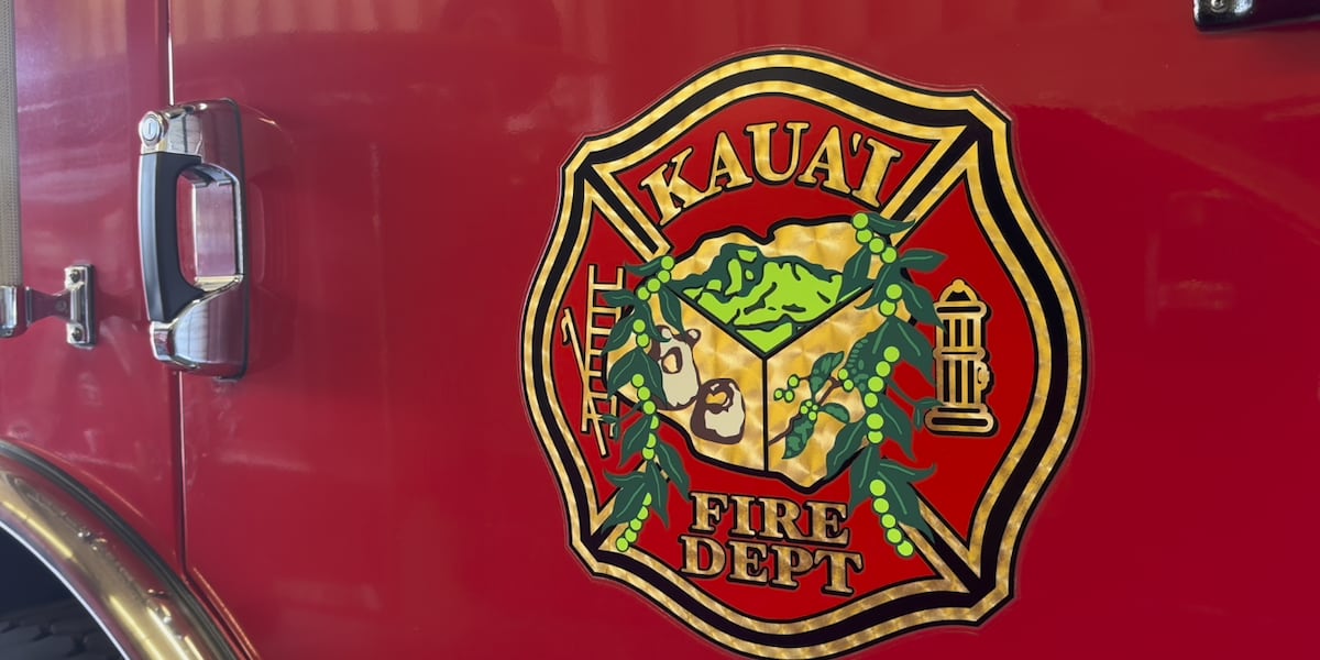 Kauai firefighters rescue tourist from trail in Ha‘ena