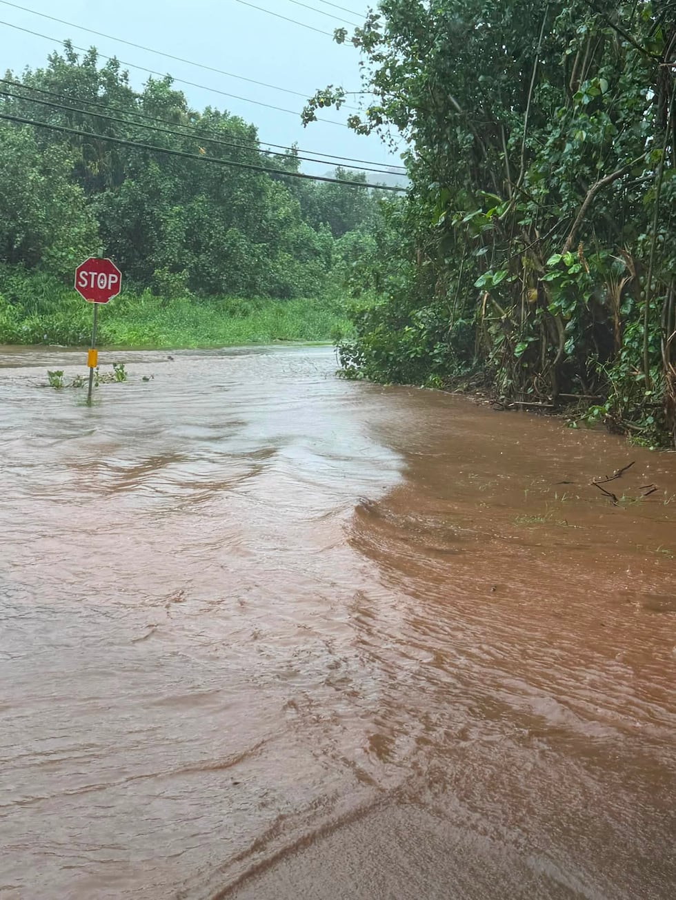 Wainiha powerhouse road flooded
