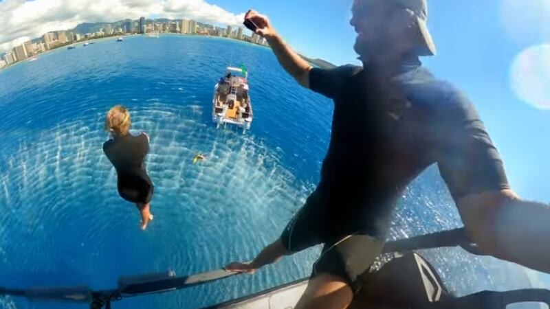 Making a splash to thank U.S. Service Members