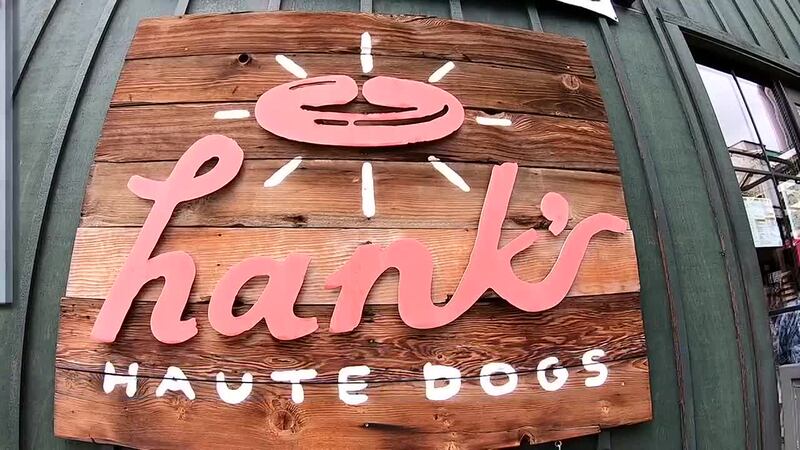 After 17 years, a popular Honolulu hot dog stand is closing down for good