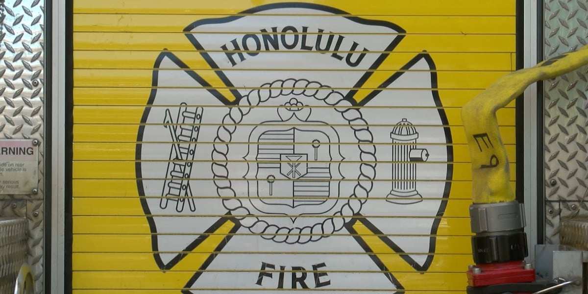 Injured hiker gets rescued and airlifted to safety in Laie
