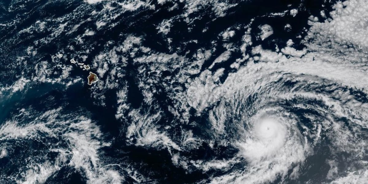 Emergency proclamation issued as Kiko nears Hawaii Emergency proclamation issued as Kiko nears Hawaii