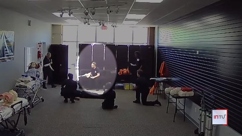 EMT students help instructor suffering seizure hours after learning what to do