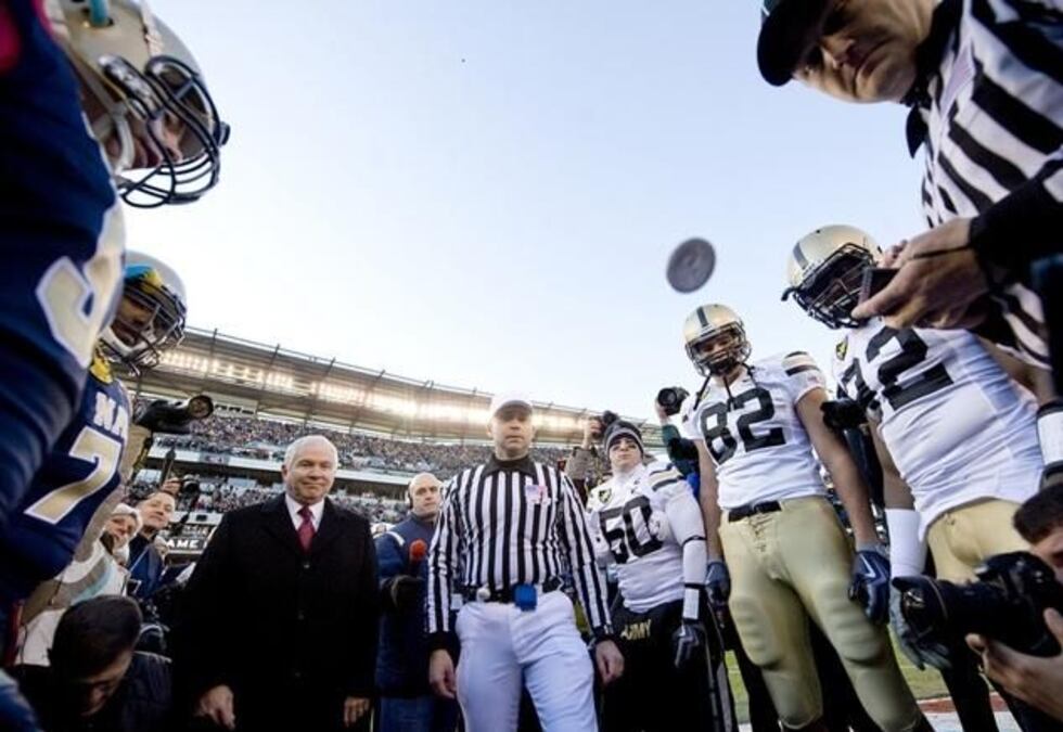 Coin toss at the 2009 Army-Navy Game. Courtesy: DOD.