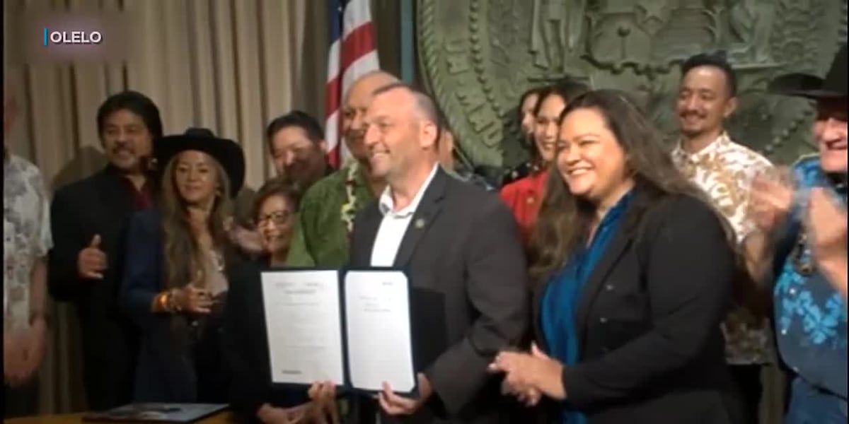 Hawaii governor signs agriculture, biosecurity legislation